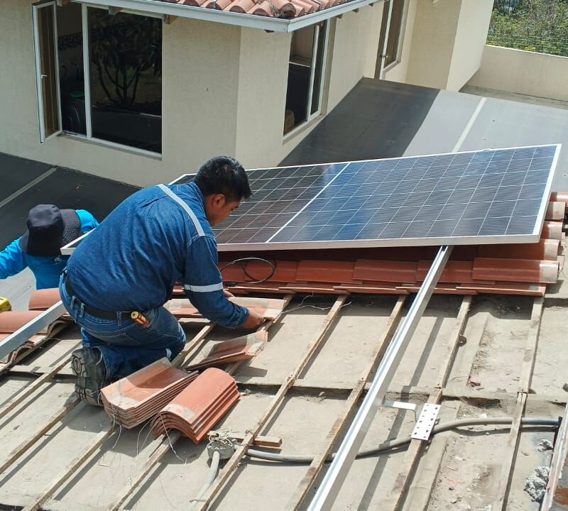 Fotovoltaico (3) Fotovoltaico (3)